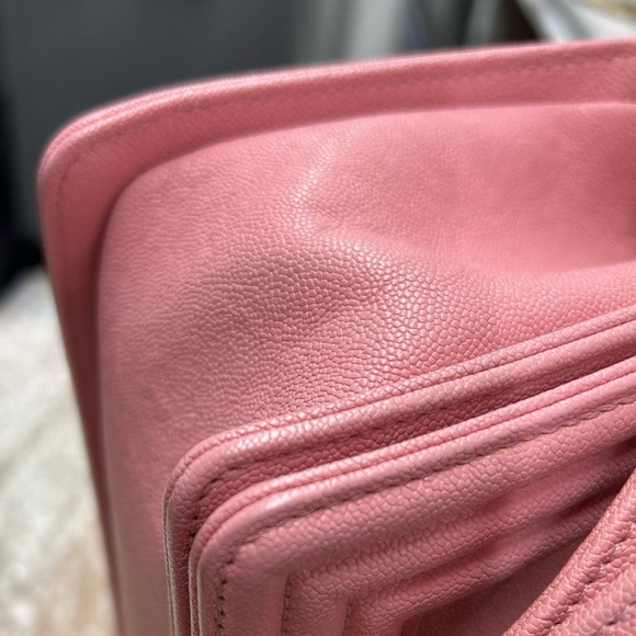 CHANEL CHEVRON OLD MEDIUM BOY IN SAKURA PINK - Picture 7 of 16